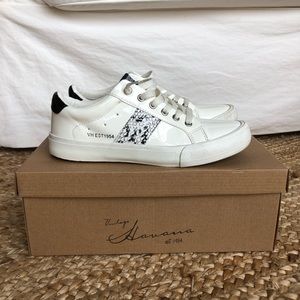 Vintage Havana Sneakers